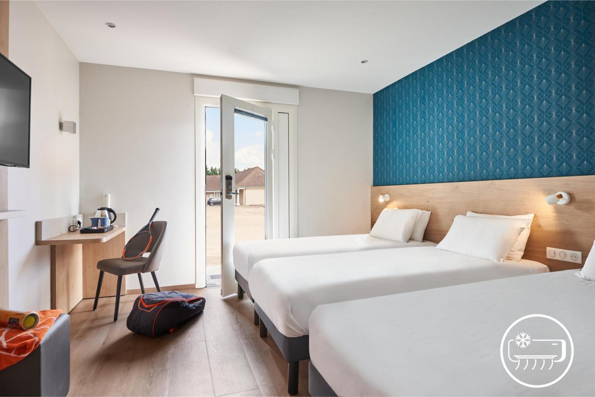 Hotel Kyriad 3*